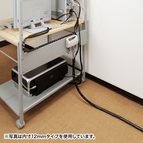 スッキリ解消! マネしたくなる配線コード整理術