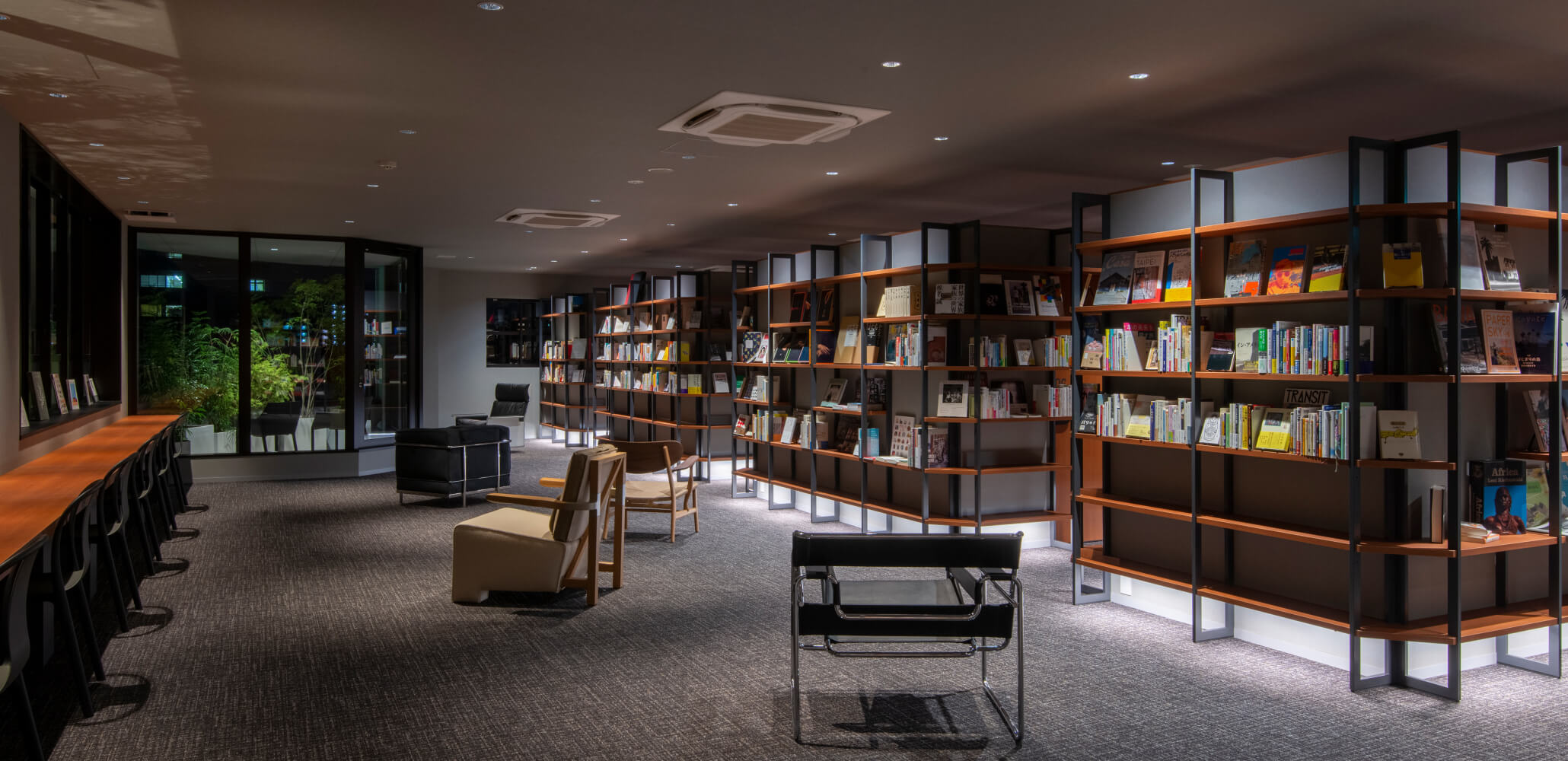 読書の秋! 個性的な書店で過ごす余暇のススメ