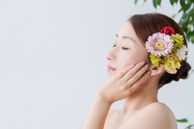 大人ニキビの原因とは? 綺麗に治すコツとおすすめのスキンケア商品