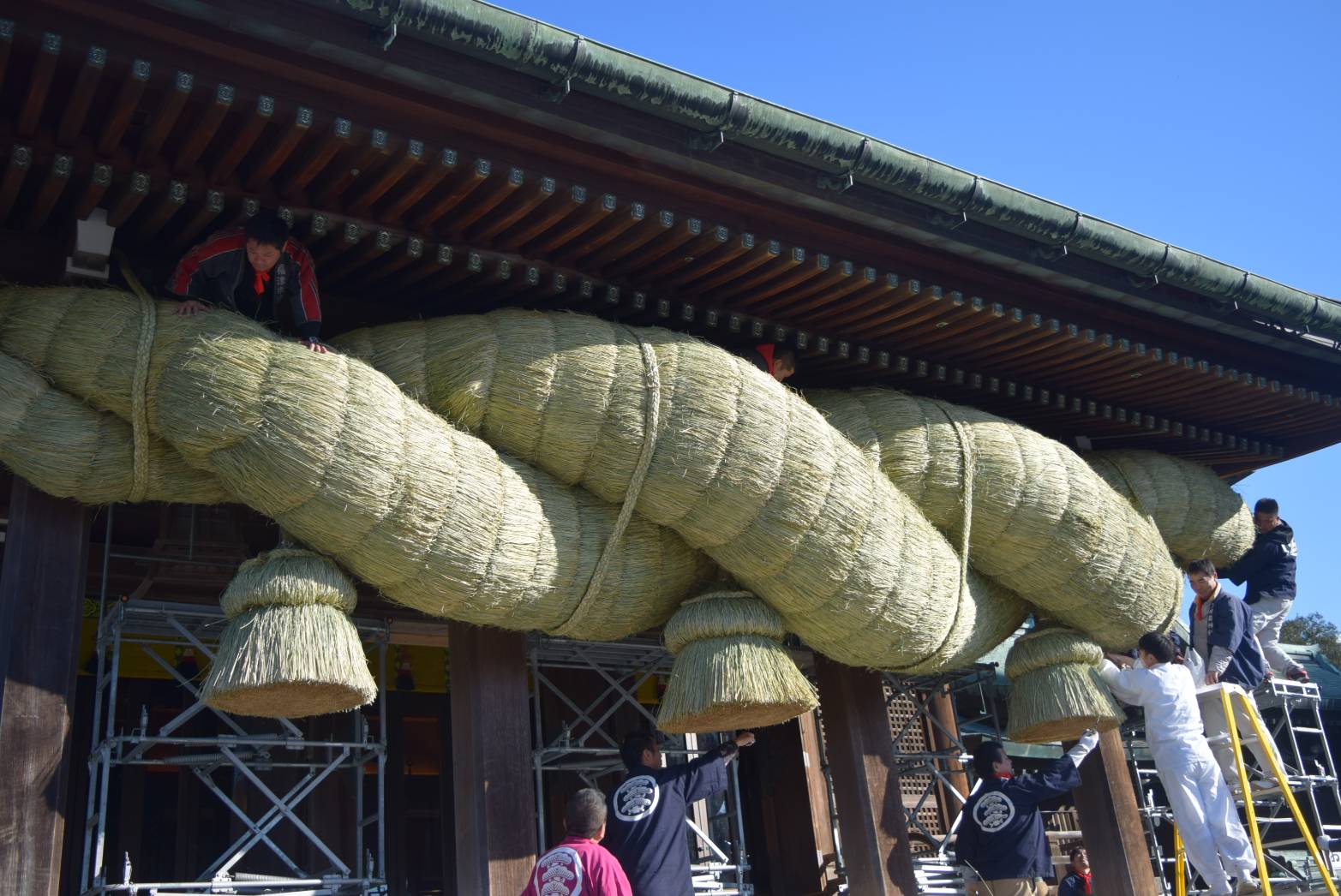 年に2回の奇跡! 宮地嶽神社に「光の道」を見に行こう