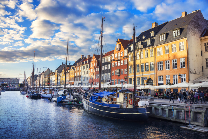 世界で最も幸せな国デンマークから学ぶ「ヒュッゲの習慣」