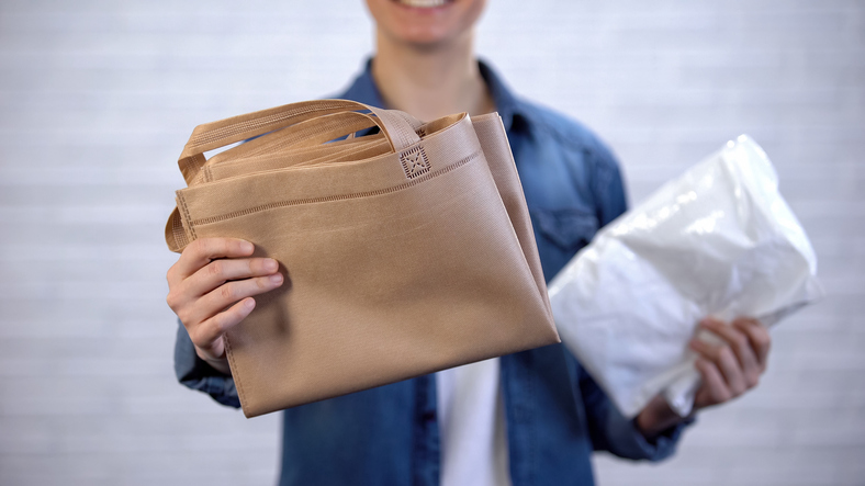7月よりレジ袋有料化! おしゃれで便利なエコバッグ4選