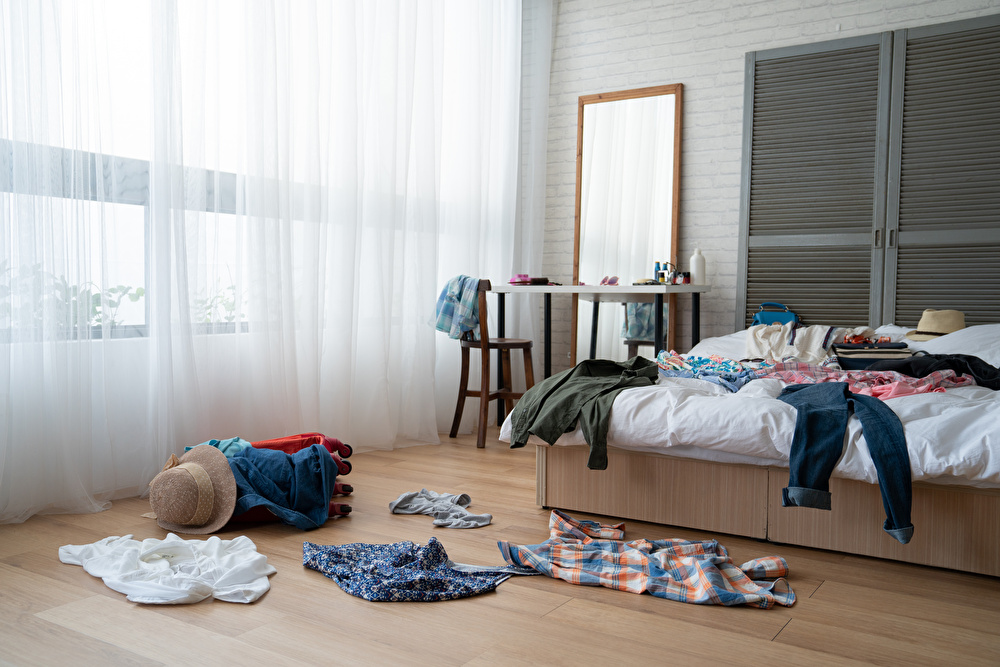「床に物を置かない」部屋でリラックスした時間を過ごそう!