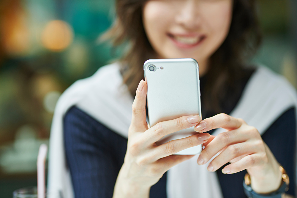 スマホやPCで目が疲れたら? 知っておきたい疲れ目対策