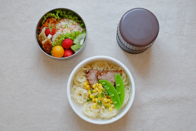 暑い日に食べたい！冷たい麺弁当の作り方と持ち運びのコツ
