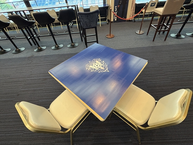 5Fのラウンジはテーブルもアビスパ仕様でした